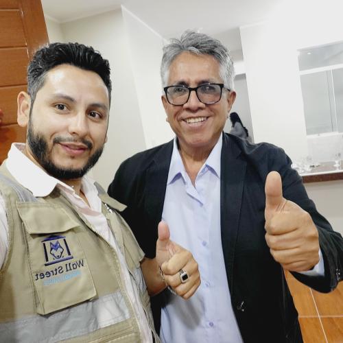 100 Condominio privado Laguna Azul.